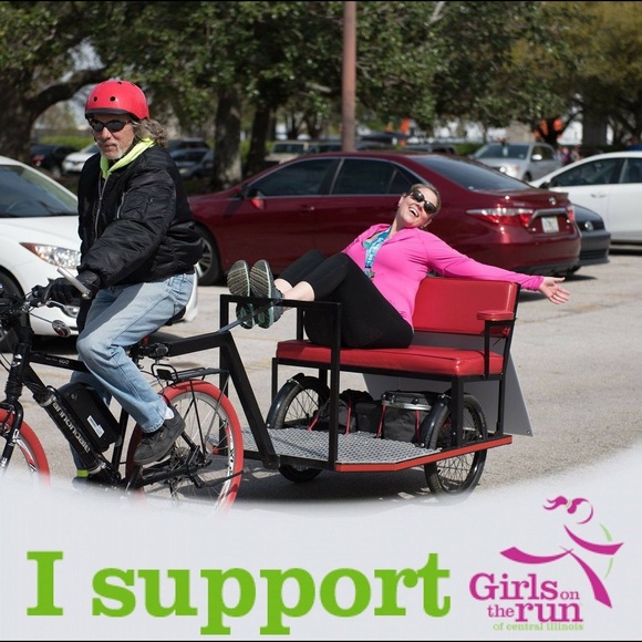 Poshmark for GOTR - Picture 3 of 7